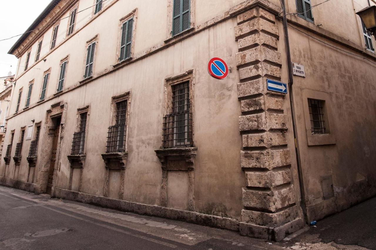 Garibaldi Residence In Rieti Bagian luar foto