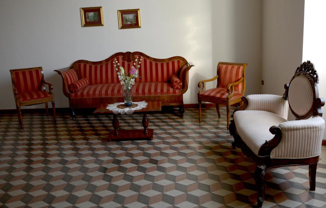 Garibaldi Residence In Rieti Bagian luar foto