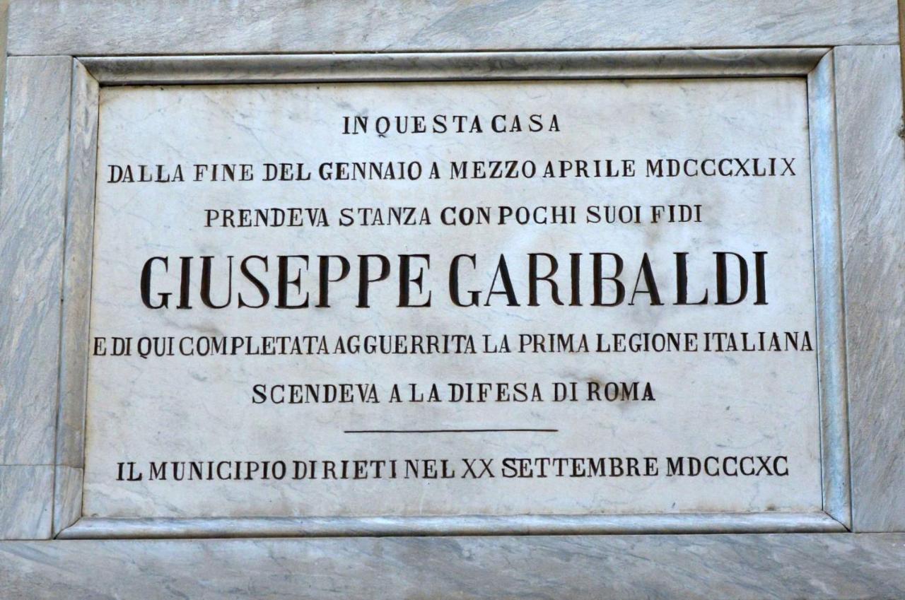Garibaldi Residence In Rieti Bagian luar foto